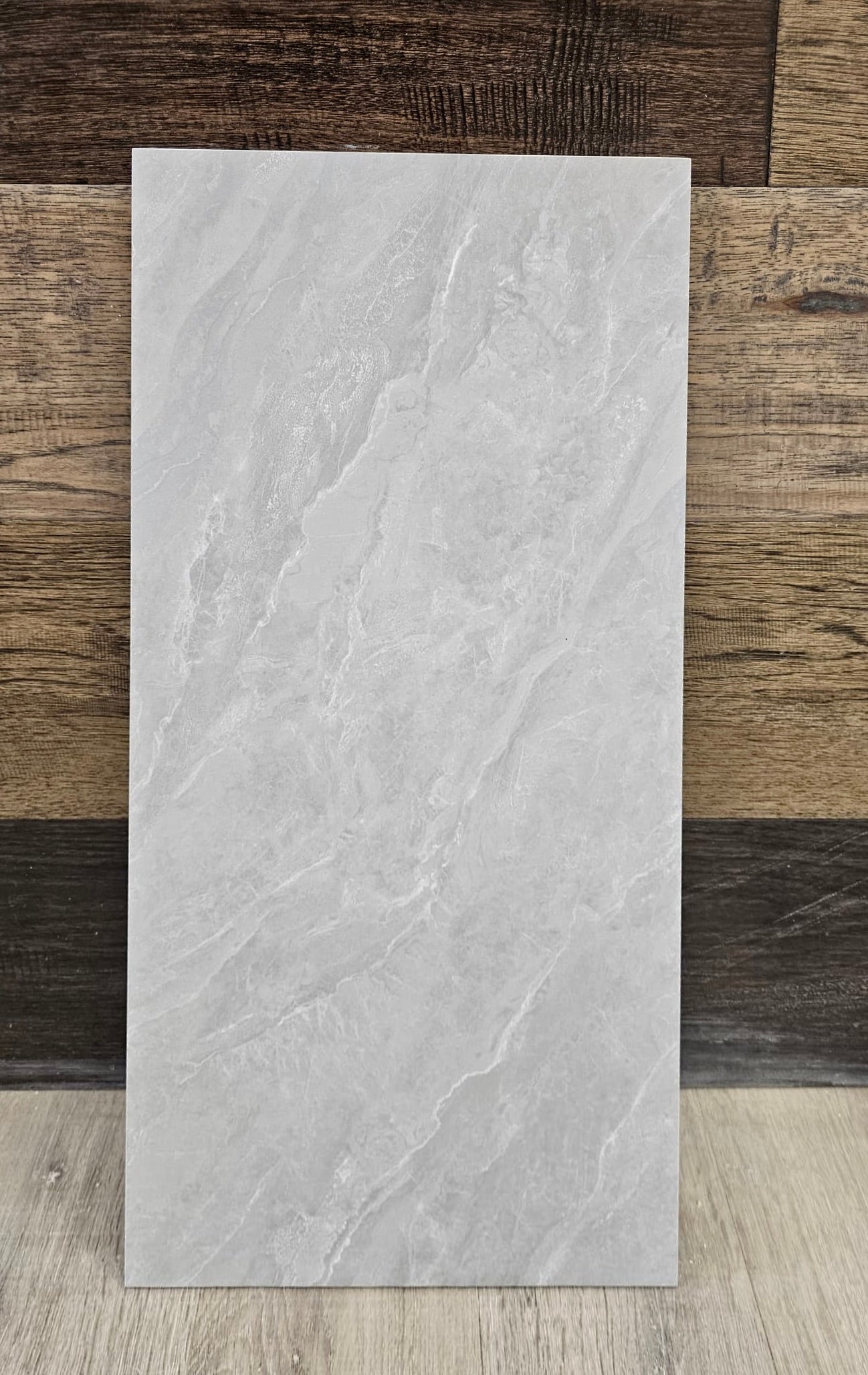 Luxury Porcelain Tile Glacier Vein